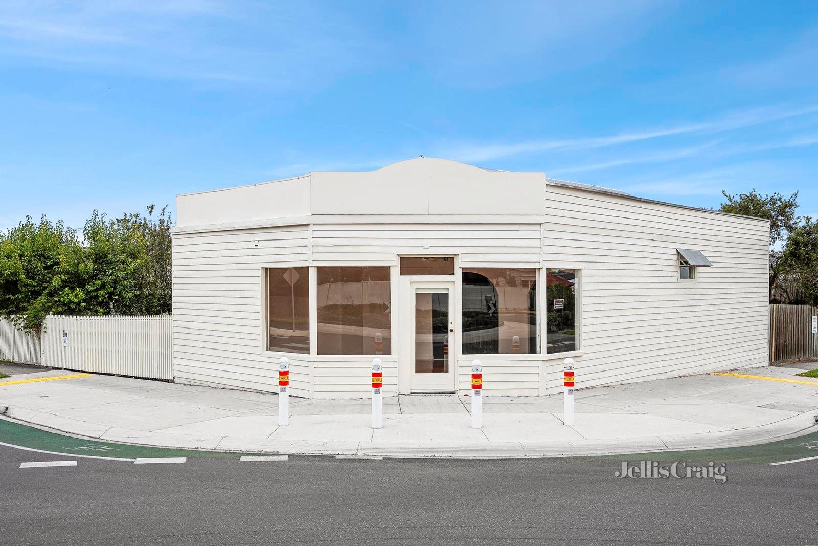 291 Autumn Street, Manifold Heights image 2