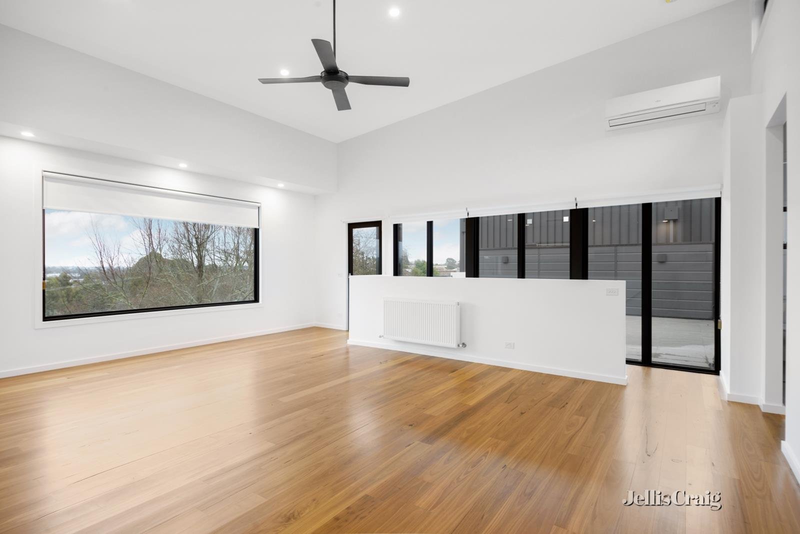 291 Clissold Street, Black Hill image 2