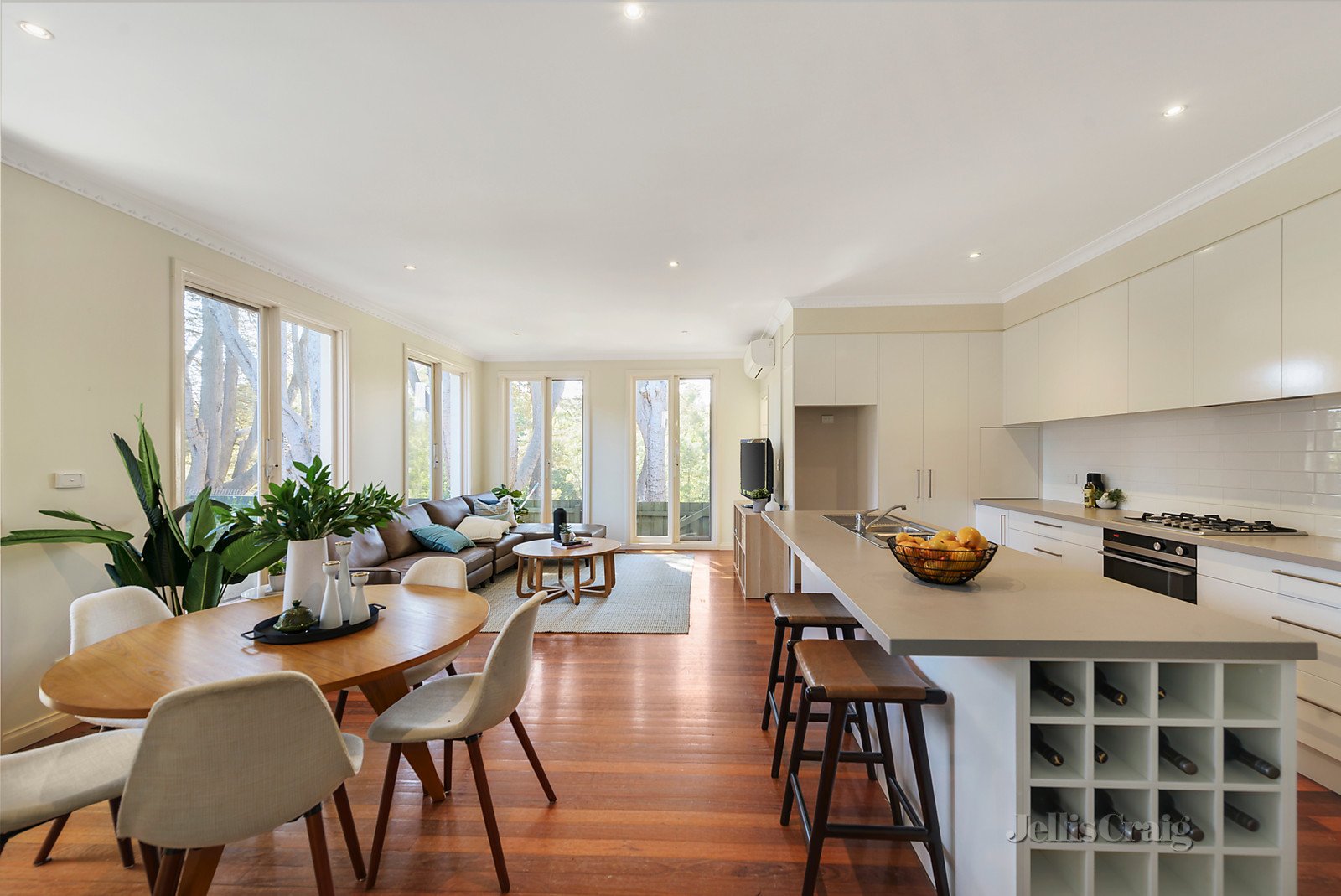 2/91 Essex Road, Surrey Hills image 4