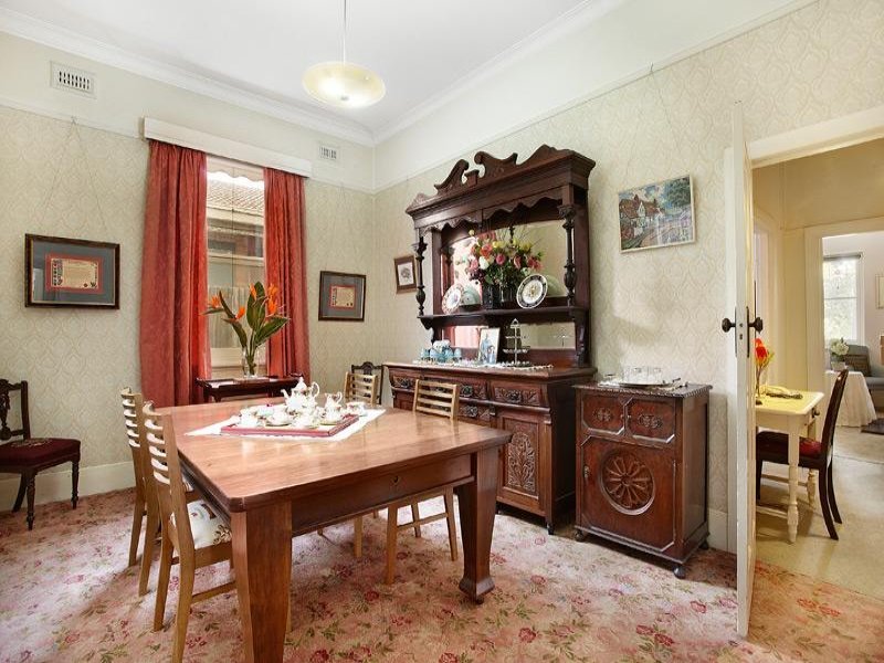 291 Mont Albert Road, Surrey Hills image 4