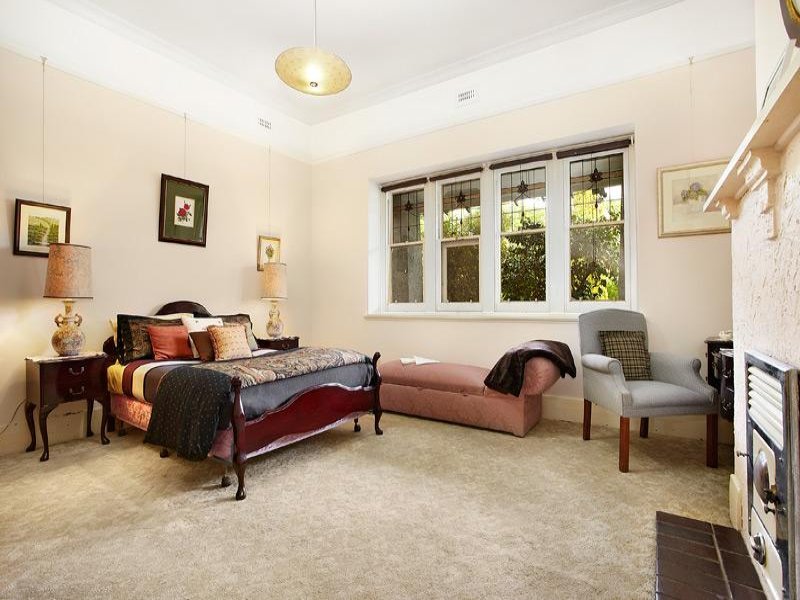 291 Mont Albert Road, Surrey Hills image 7