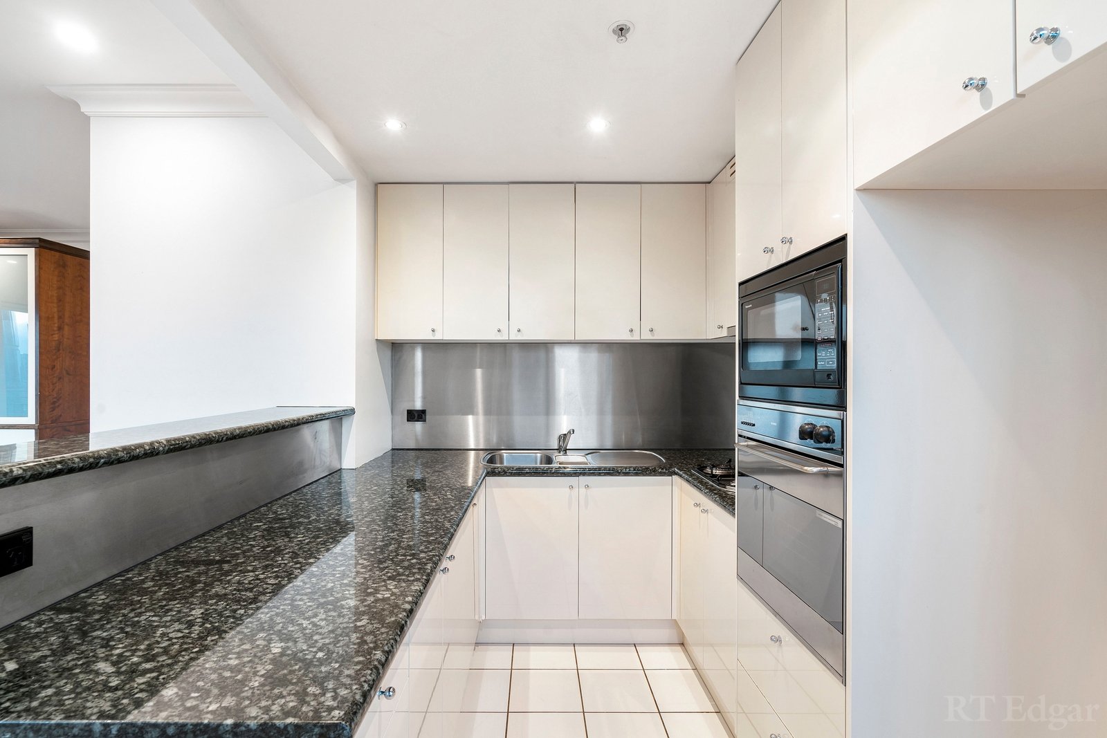 Property Gallery Thumbnail 4