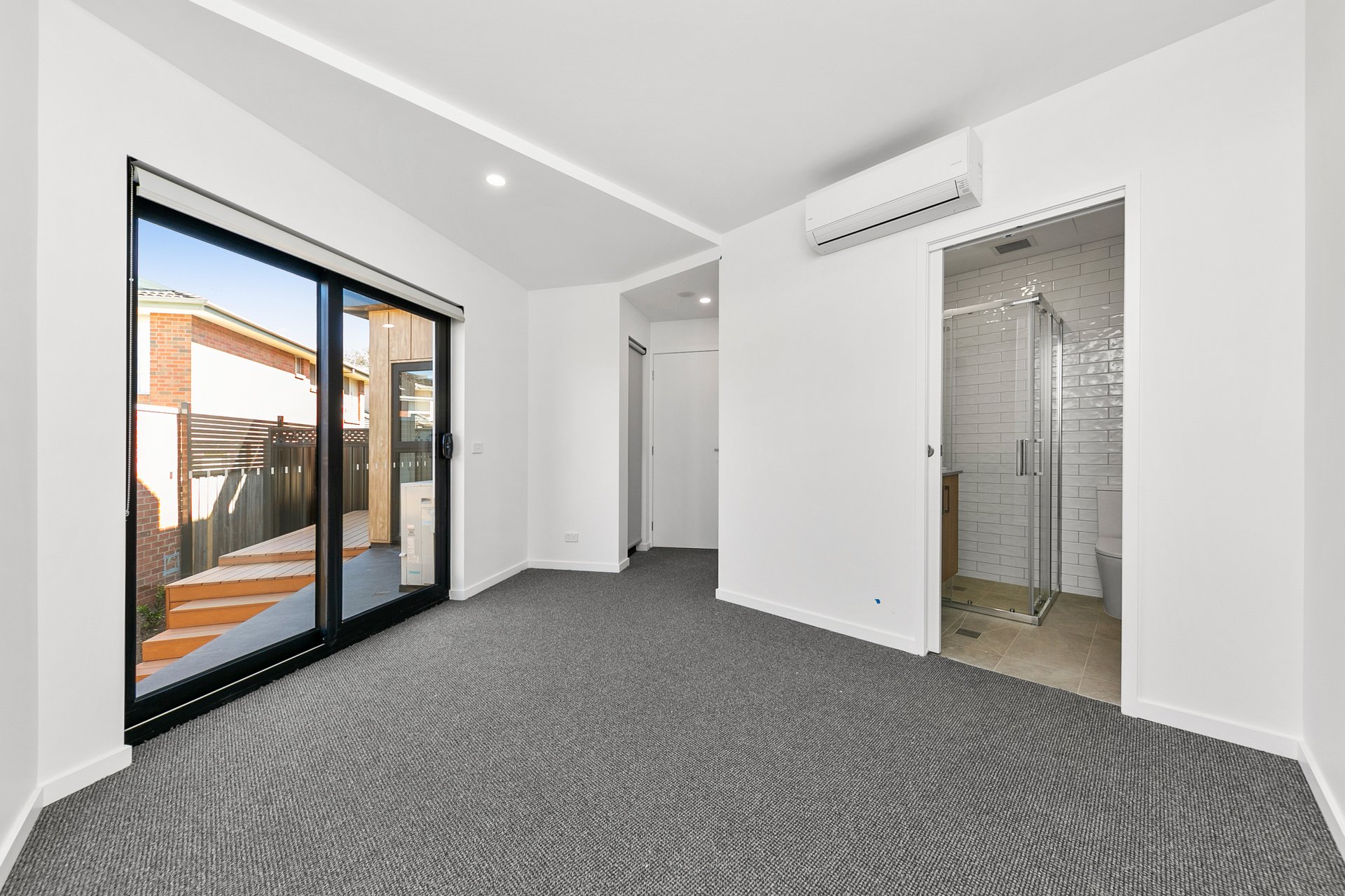 2&9/2 Howard Court, Clayton image 13