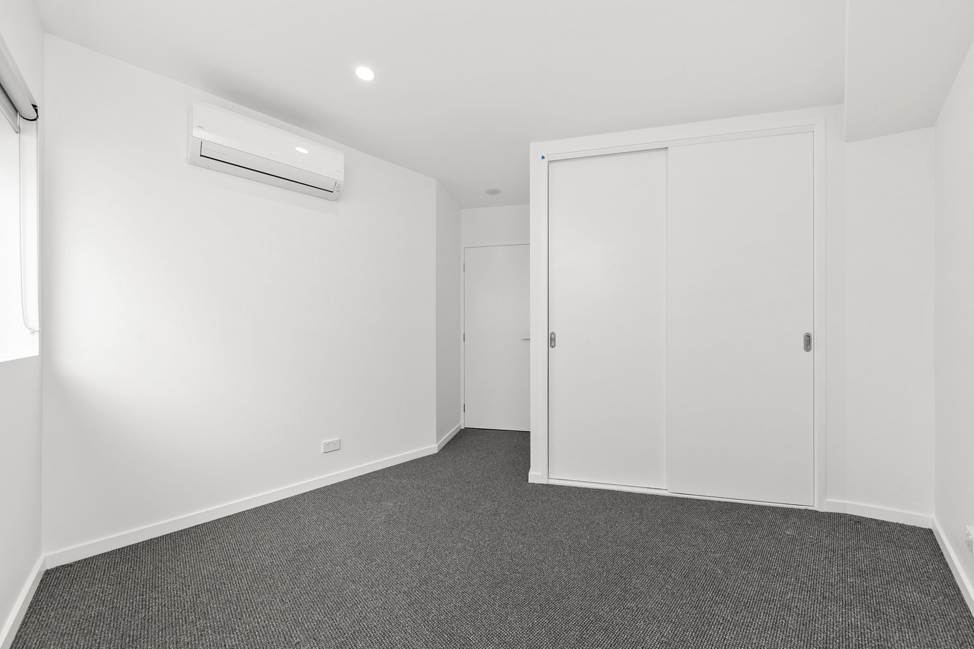 2&9/2 Howard Court, Clayton image 14