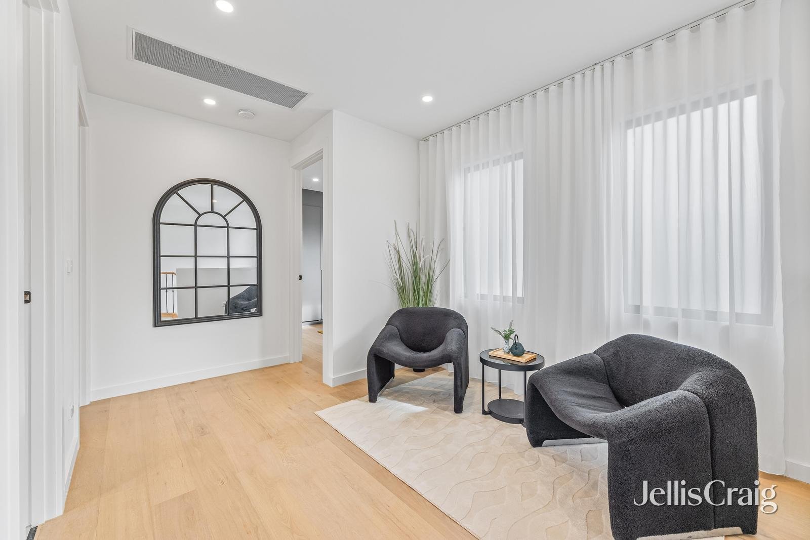 2/92 Kenmare Street, Mont Albert image 13