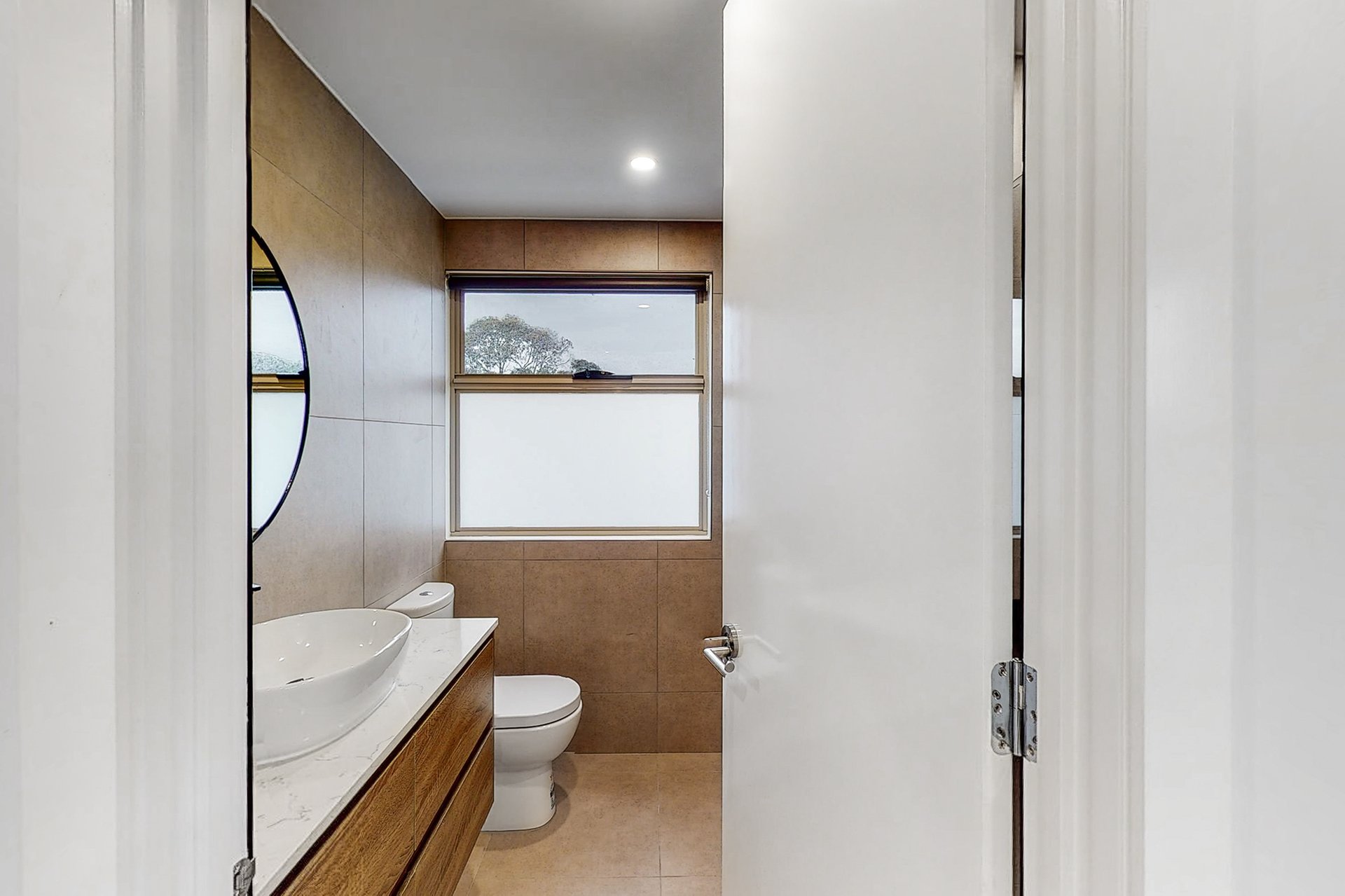 2/92 West Street, Hadfield image 6