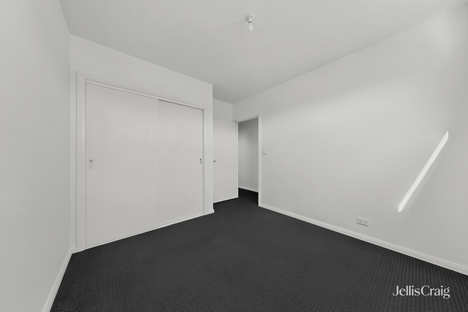 2/93 Harding Street, Coburg image 8
