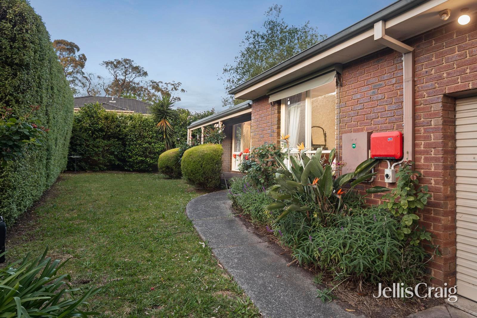 2/93 Lusher Road, Croydon image 12