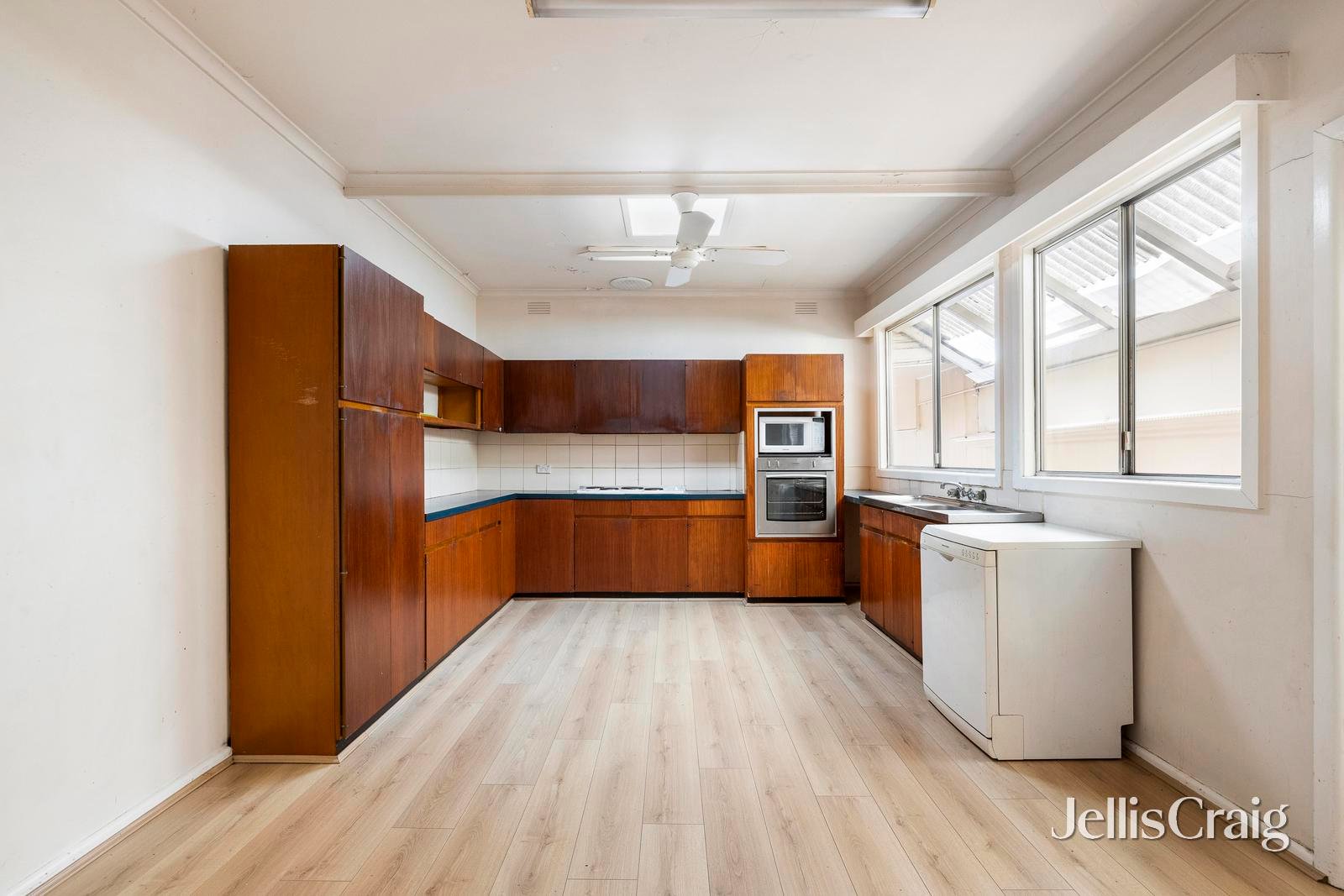 293 Ross Street, Port Melbourne image 7