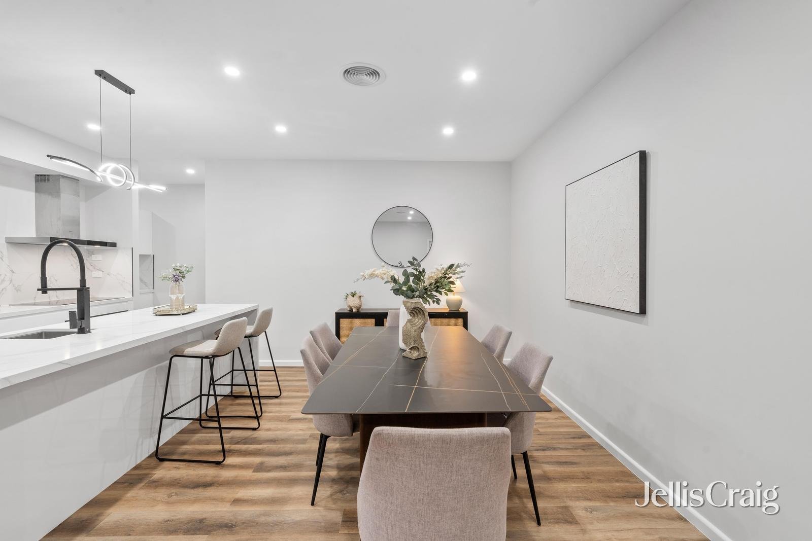 2/93 Taylors Lane, Rowville image 4