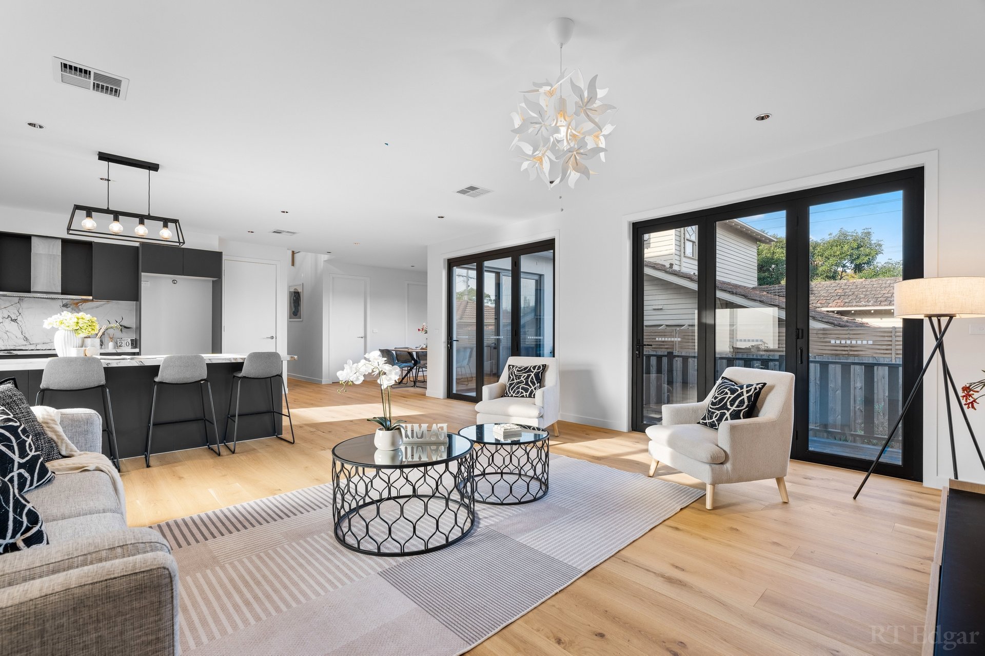 Property Gallery - Main Image