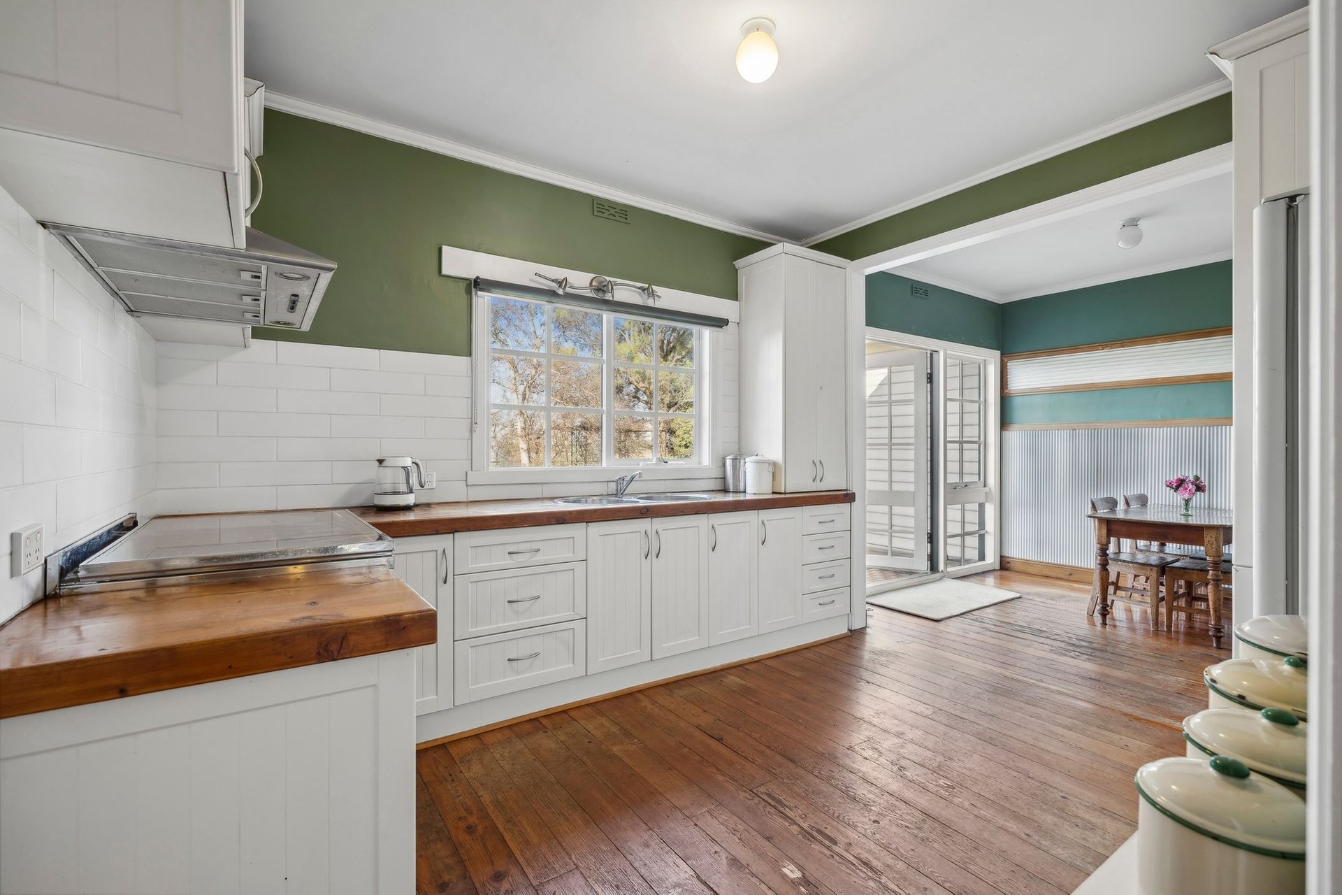 Property Gallery Thumbnail 5