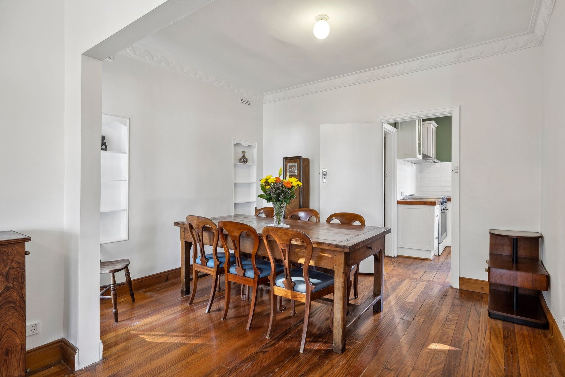 Property Gallery Thumbnail 6