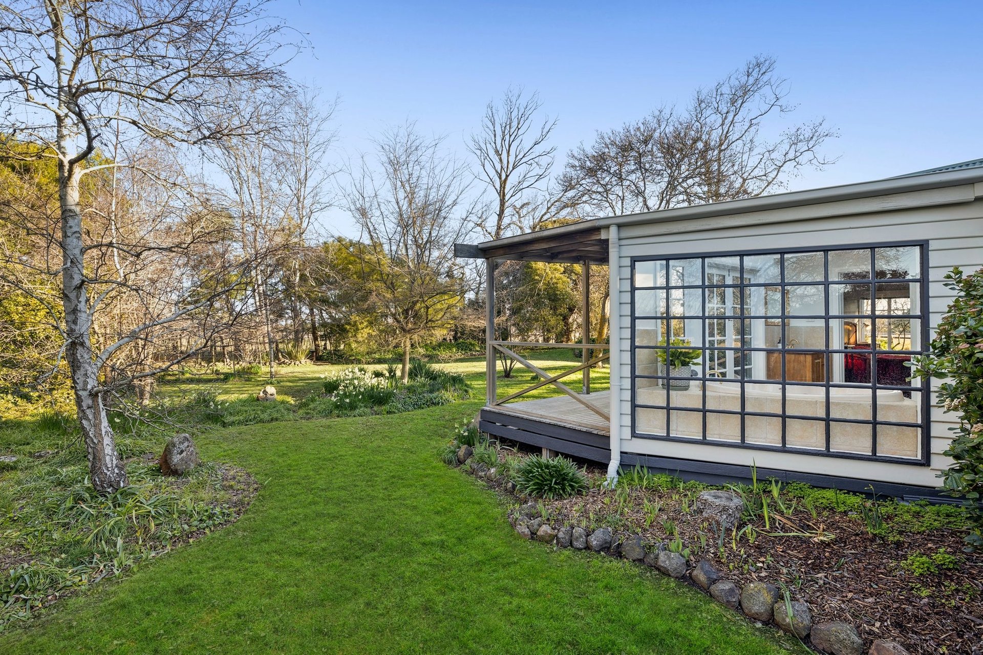 Property Gallery Thumbnail 14
