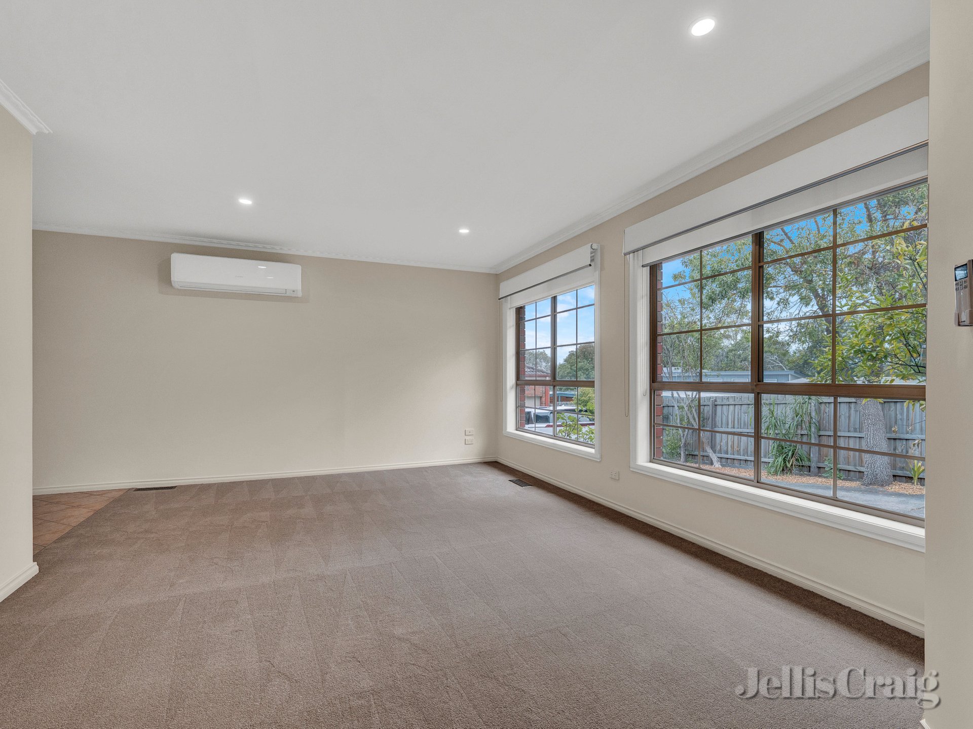 2/94 Bridge Street, Eltham image 4