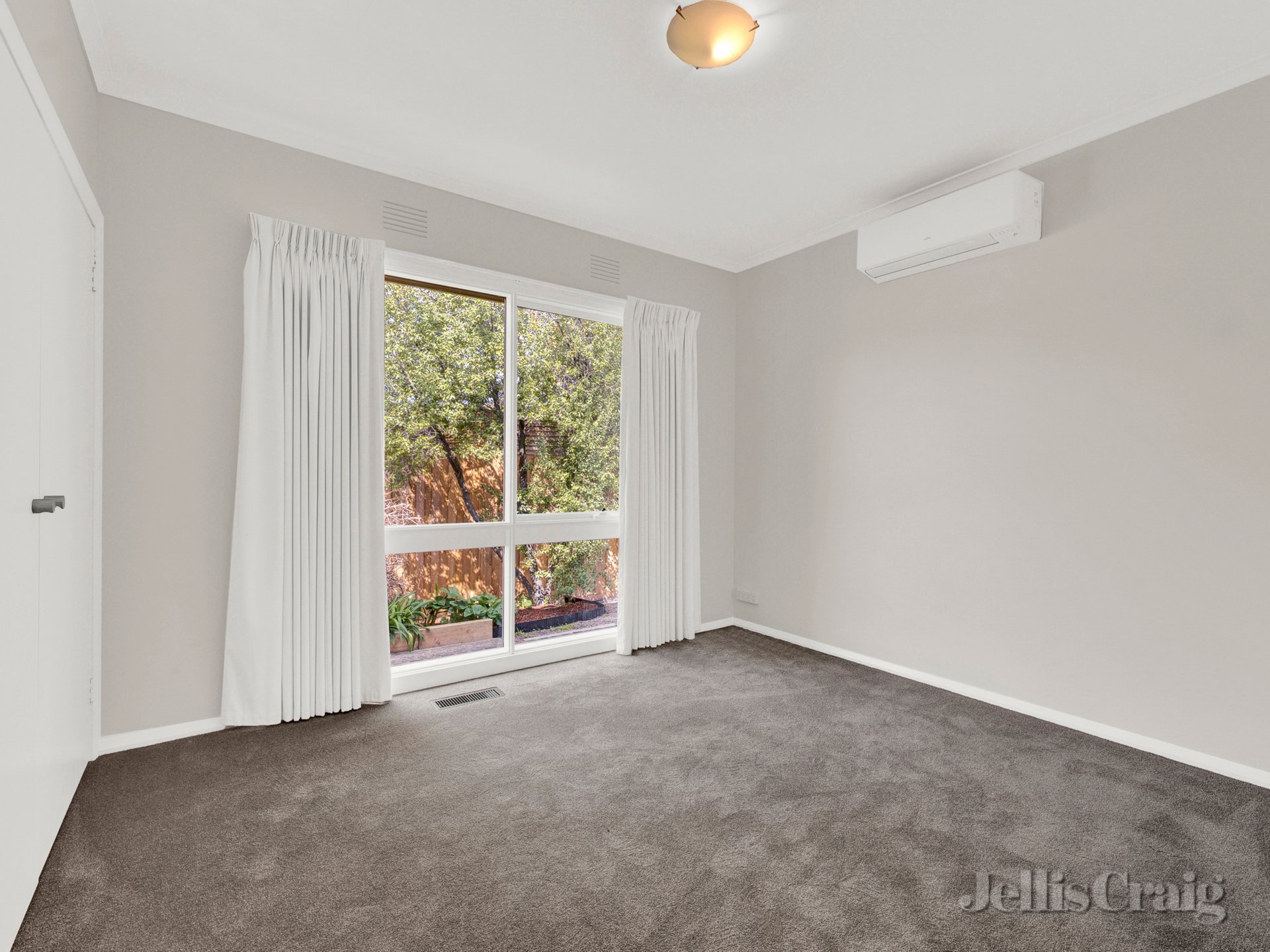 2/94 Locksley Road, Ivanhoe image 6
