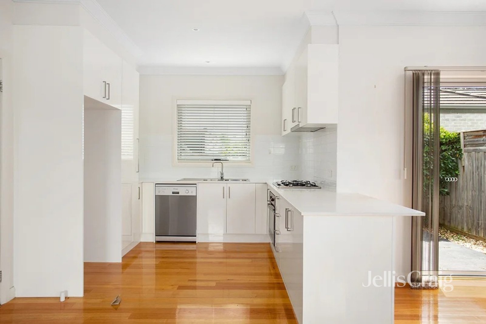 2/94 Porter Road, Heidelberg&nbsp;Heights image 2