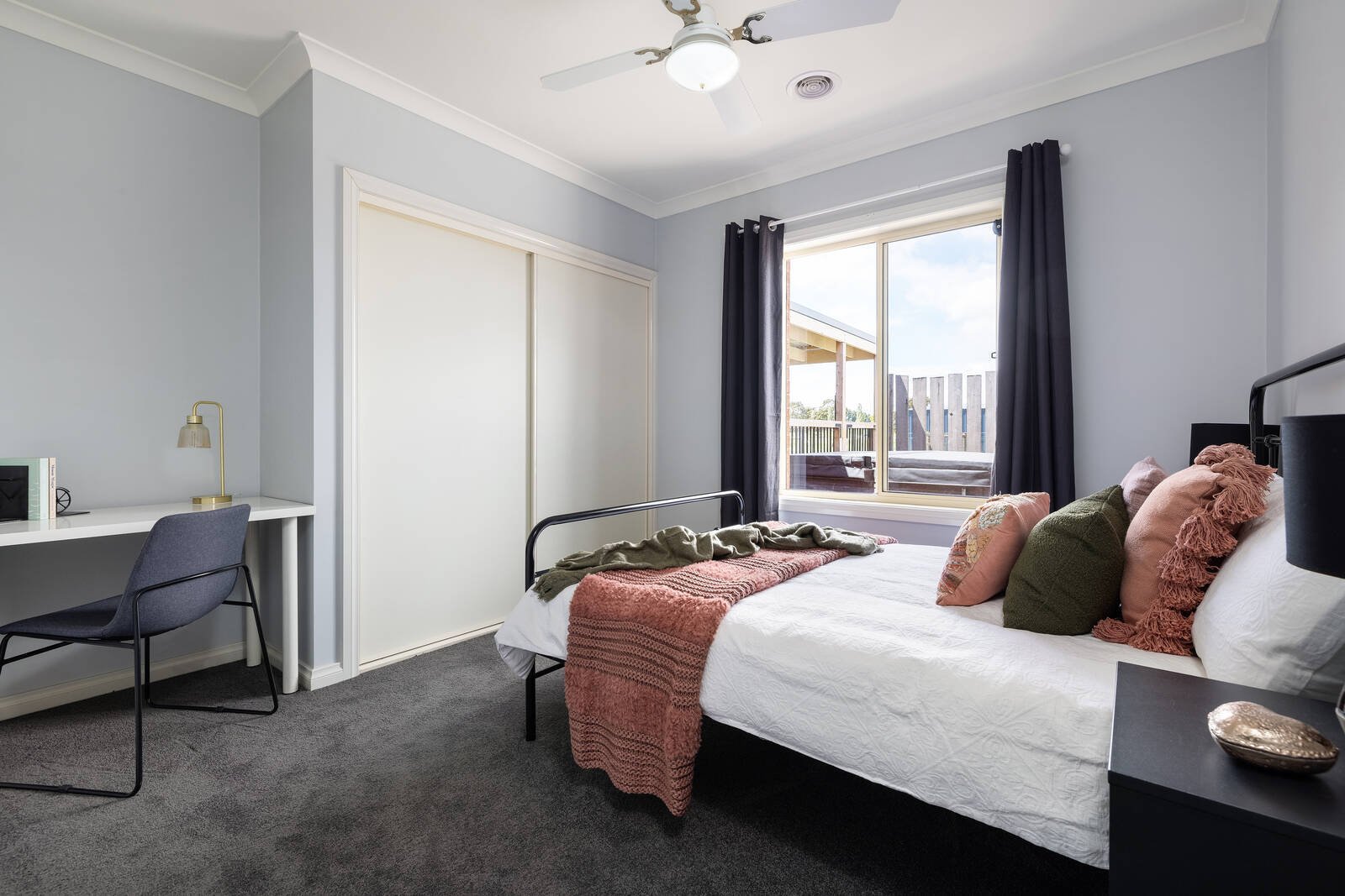 Property Gallery Thumbnail 13