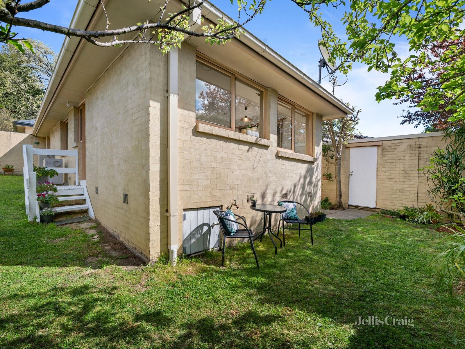 2/941 Doncaster Road, Doncaster East image 7