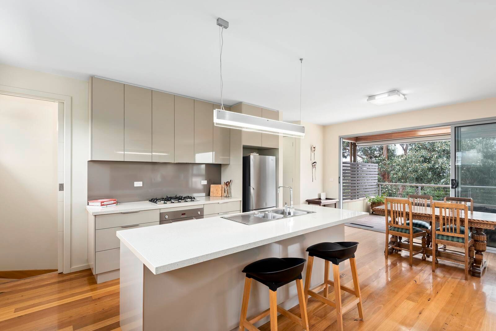 Property Gallery Thumbnail 3