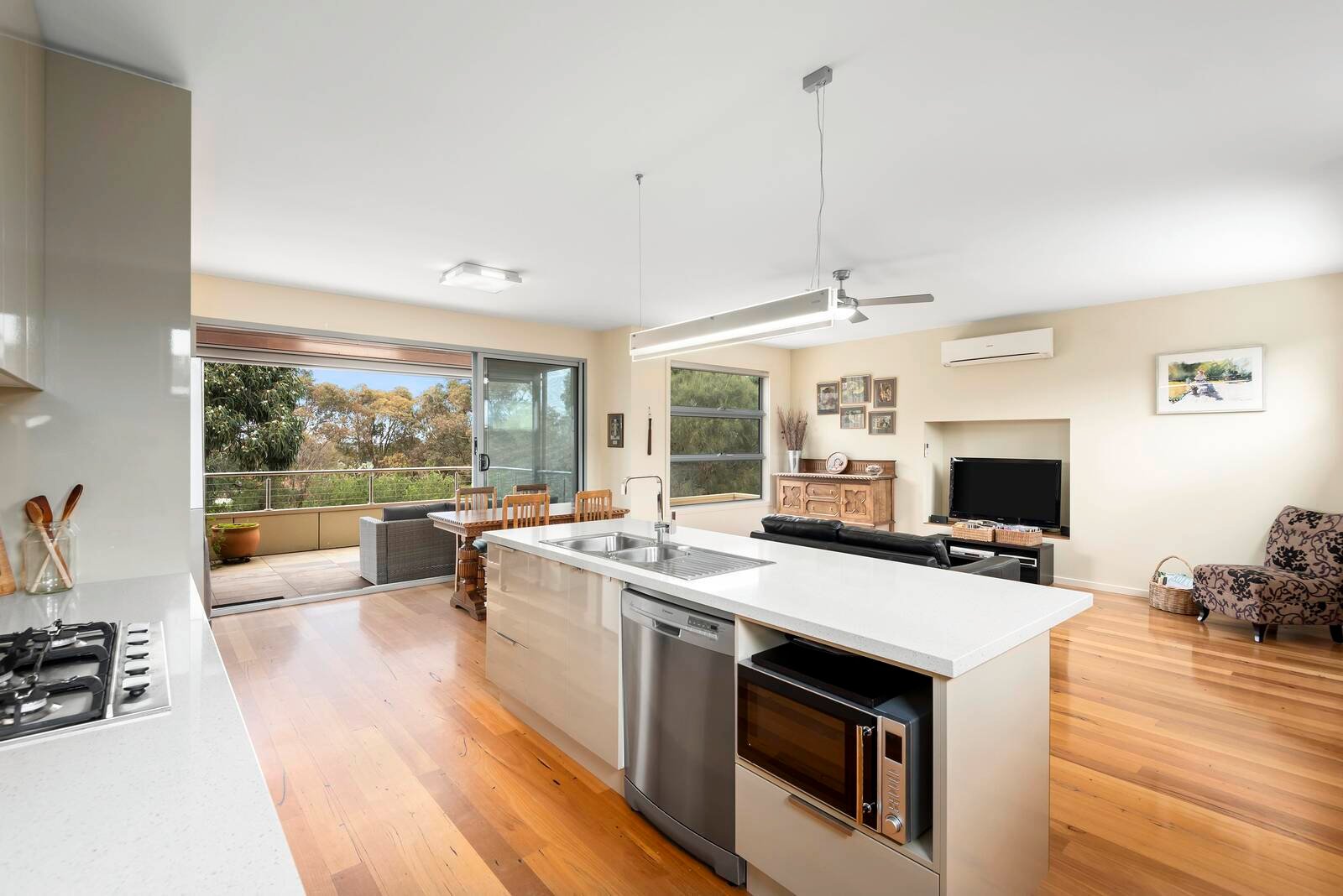 Property Gallery Thumbnail 4
