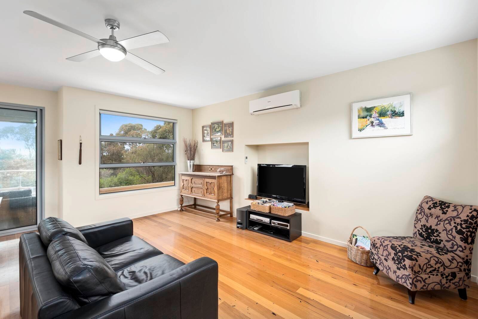 Property Gallery Thumbnail 7