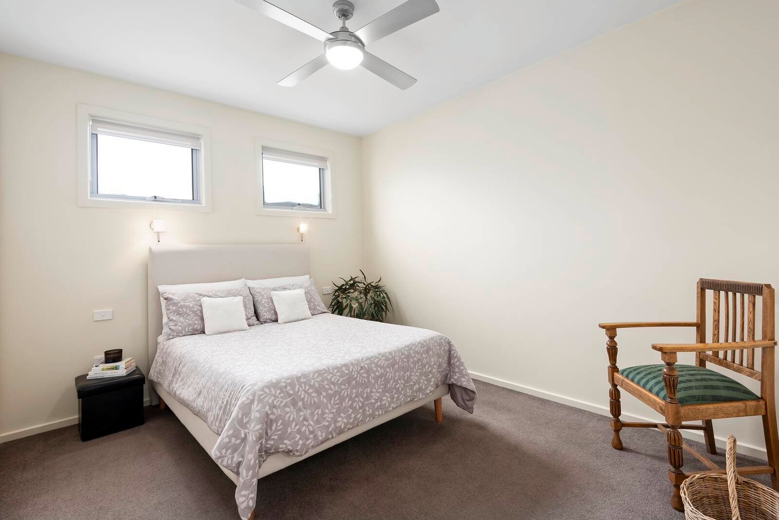 Property Gallery Thumbnail 8