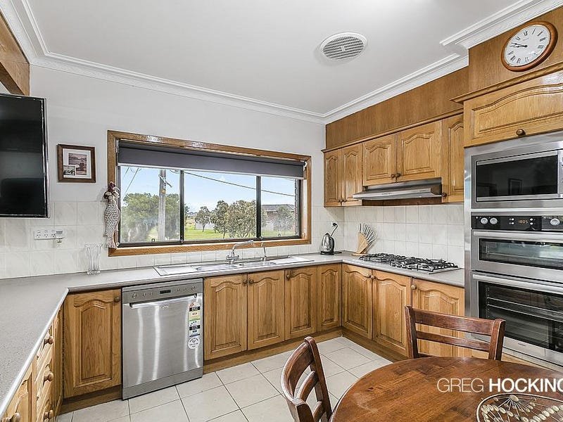 295 Victoria Street, Altona Meadows image 5