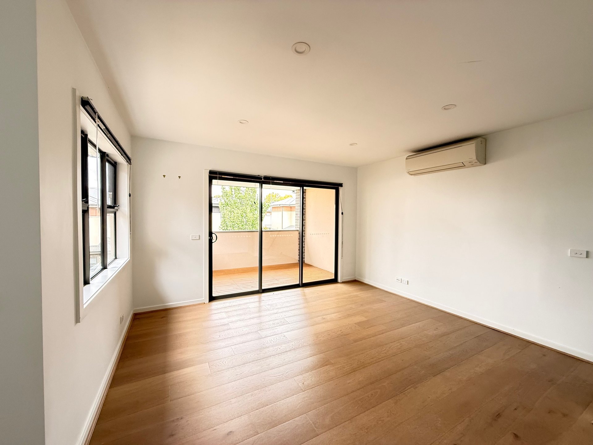 29/520 Mitcham Road, Mitcham image 4