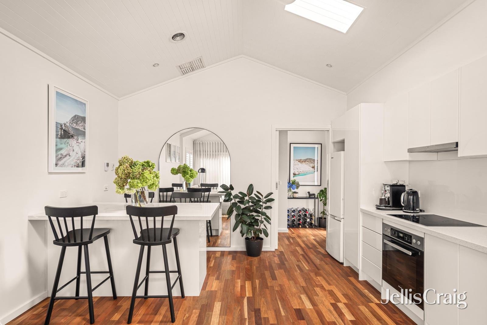 2/96 Ella Grove, Chelsea image 3