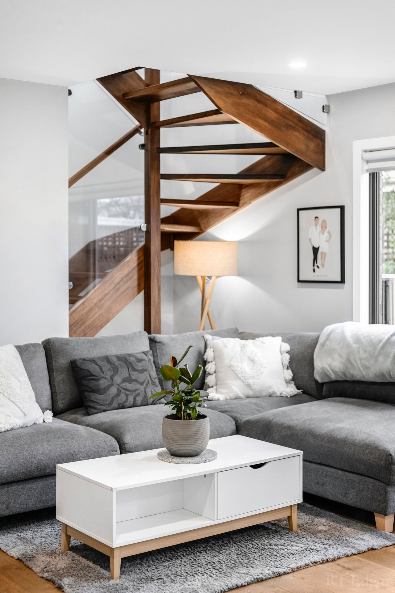 Property Gallery Thumbnail 3