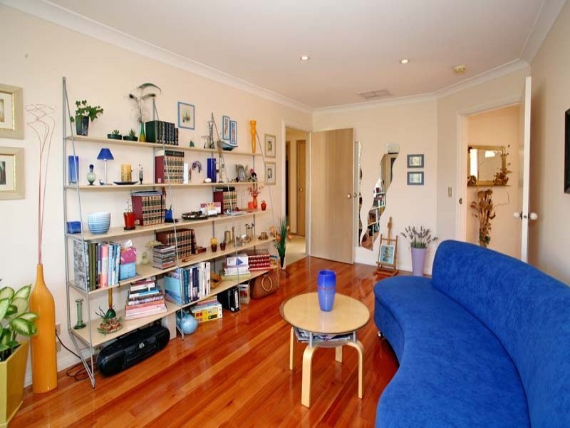 2/960 Station Street, Box Hill North image 4