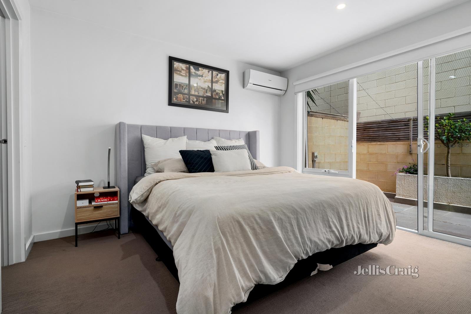 2/97 Canterbury Road, Heathmont image 4