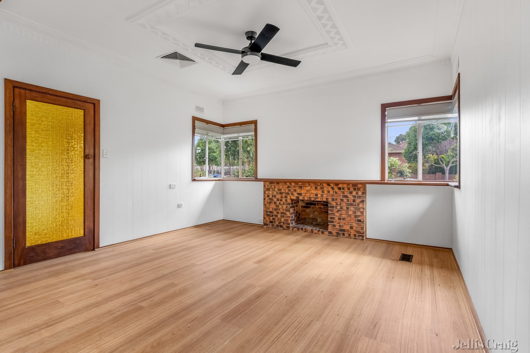 297 Gaffney Street, Pascoe Vale image 2