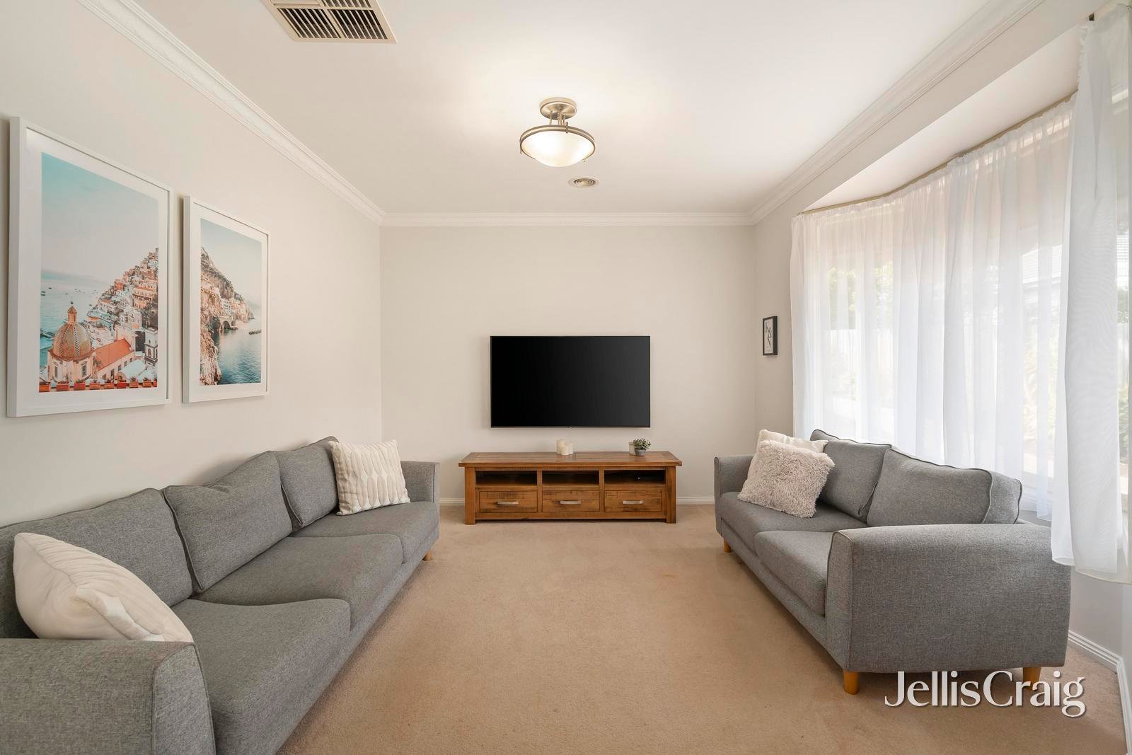 2/97 Mountain View Road, Montmorency image 2