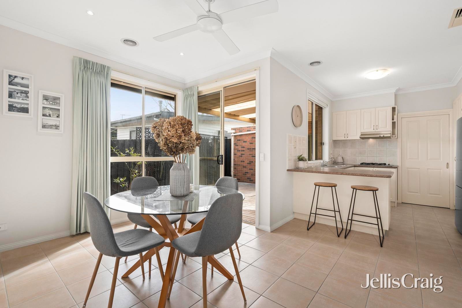 2/97 Mountain View Road, Montmorency image 3