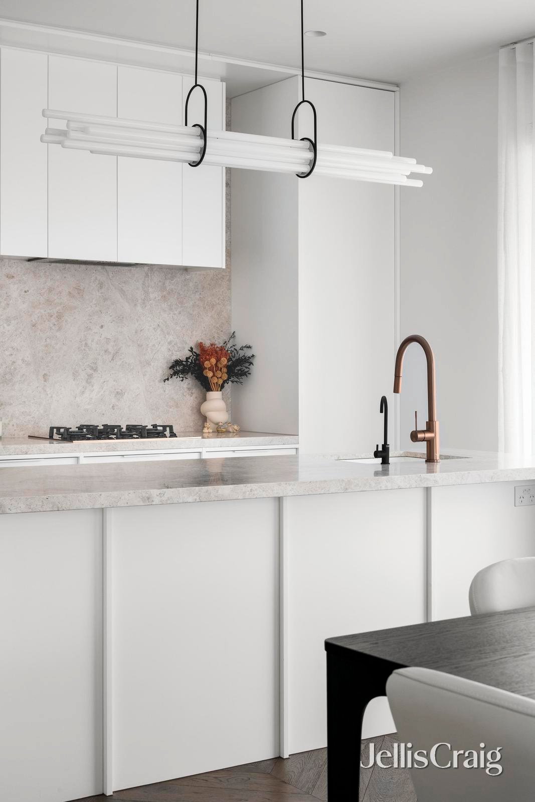 2/97 Napier Street, Essendon image 5