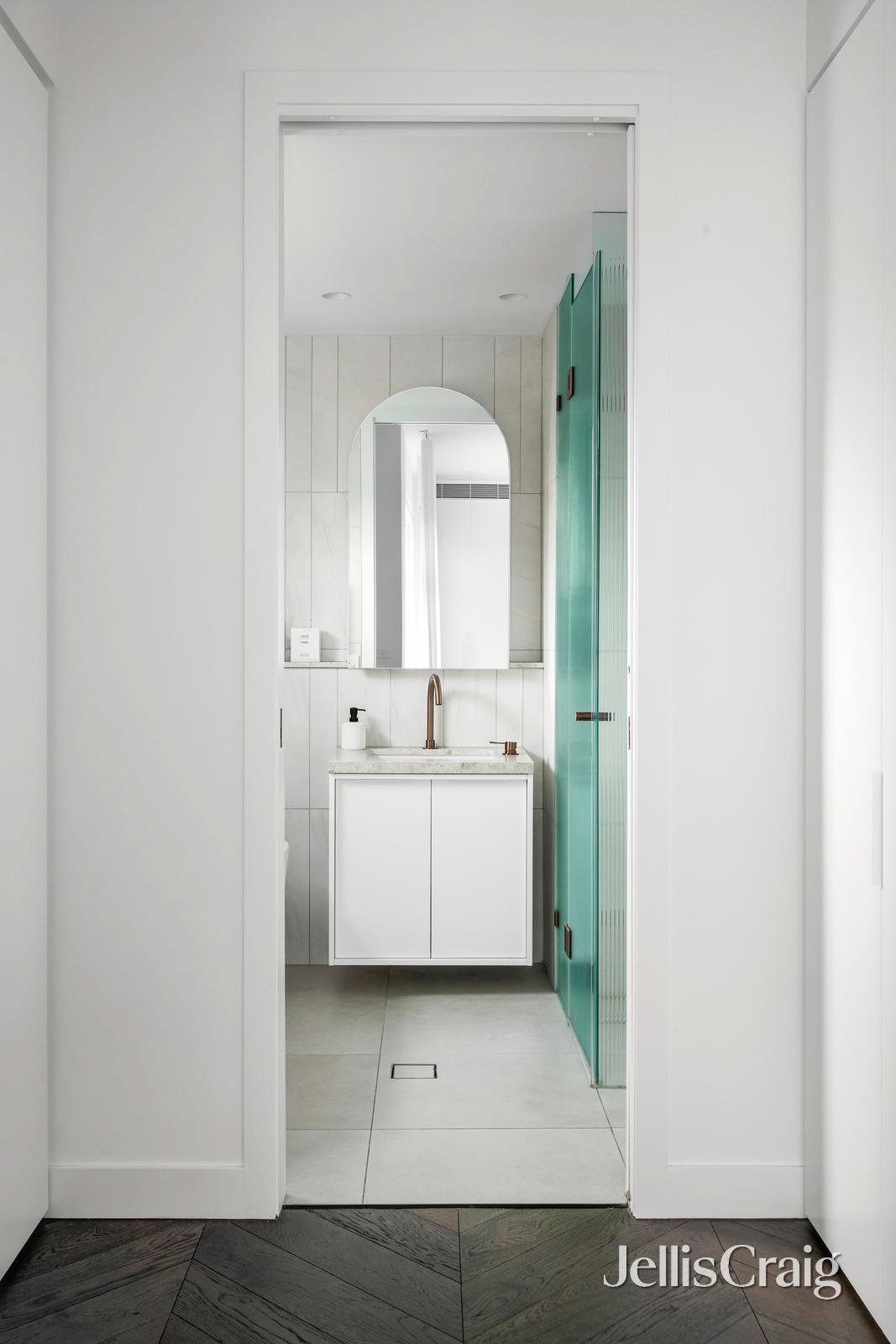 2/97 Napier Street, Essendon image 16