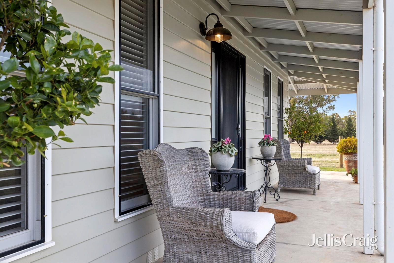 297 Potts Road, Elphinstone image 2