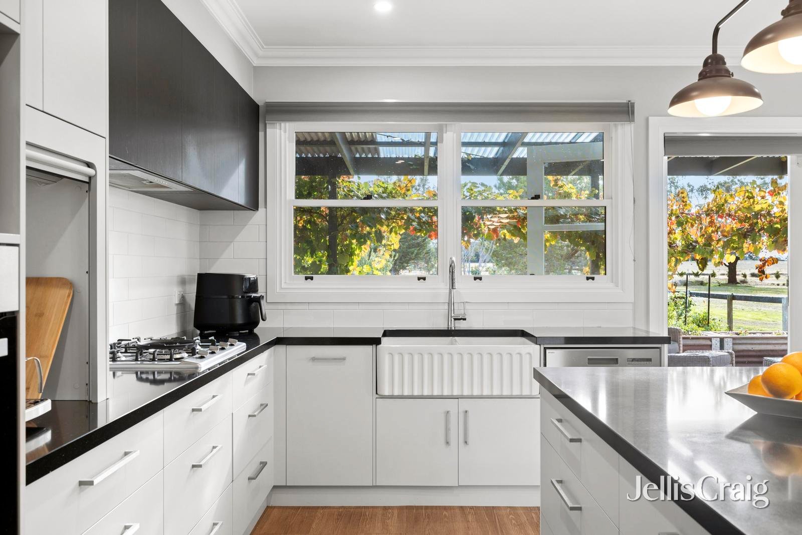 297 Potts Road, Elphinstone image 5