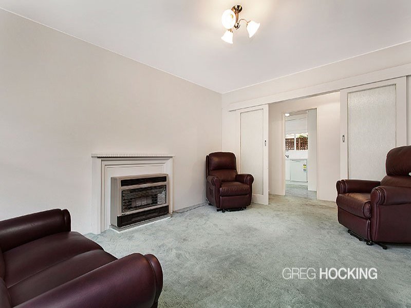 2/97 Verdon Street, Williamstown image 2