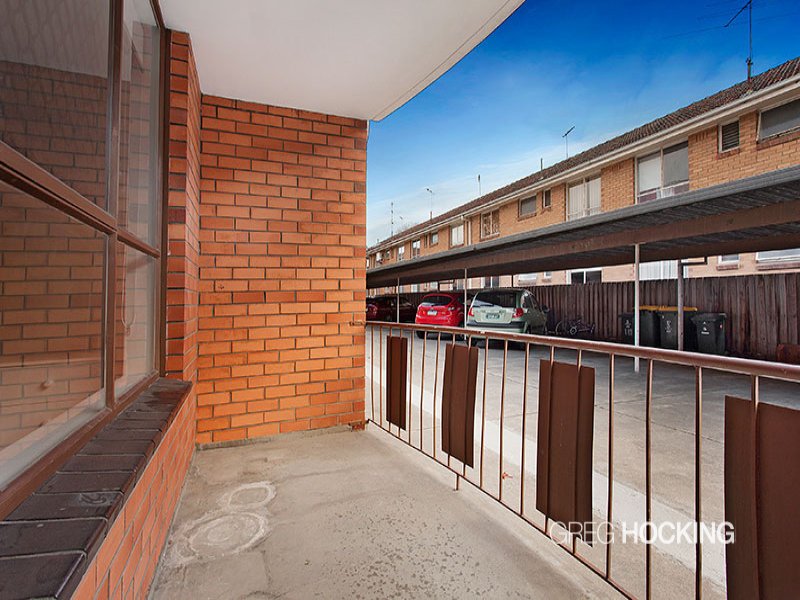 2/97 Verdon Street, Williamstown image 8