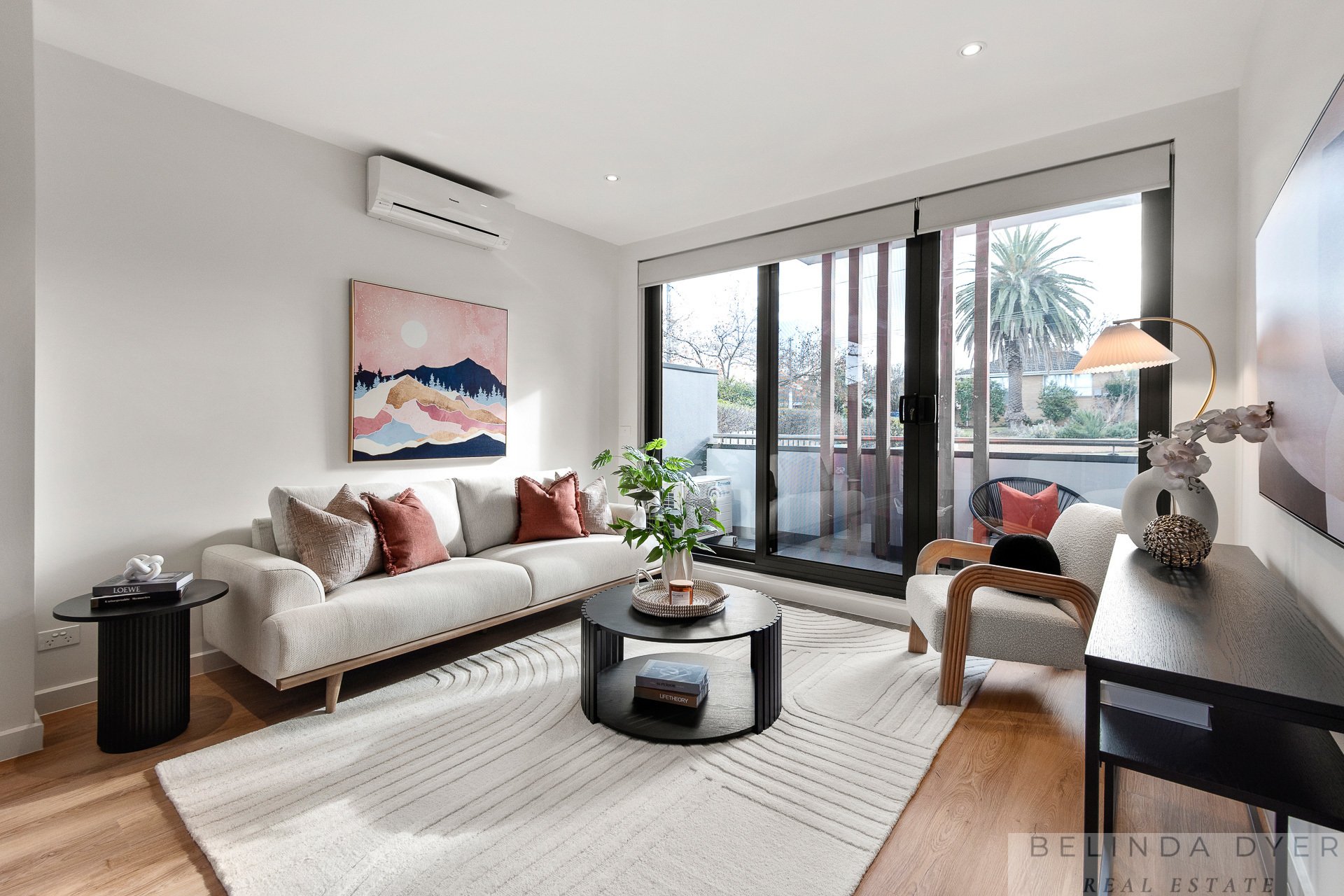 2 / 972 Riversdale Road SURREY HILLS