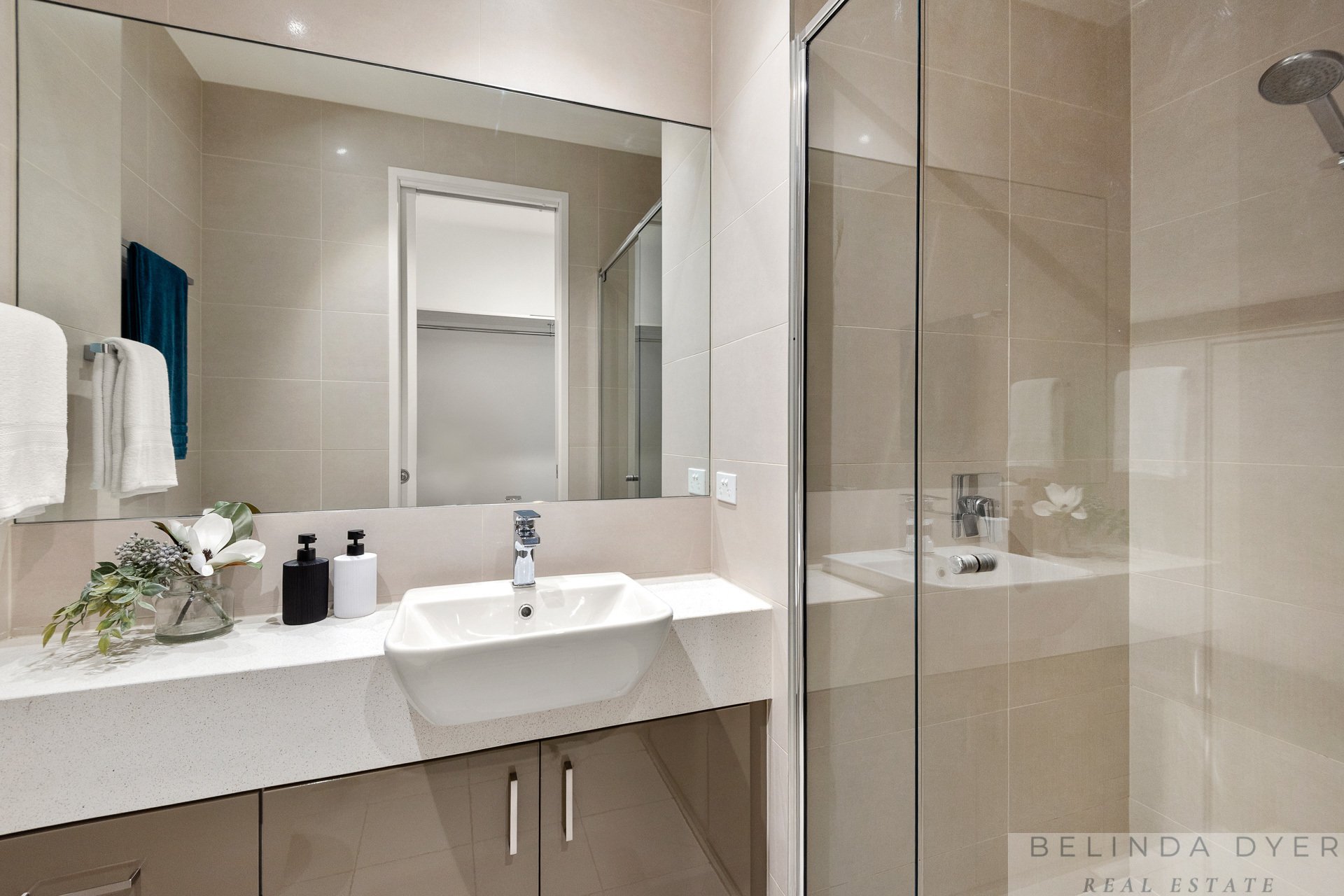2 / 972 Riversdale Road SURREY HILLS