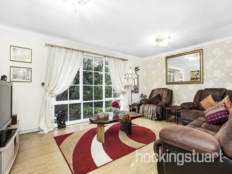 2/976 Burke Road, Balwyn image 2