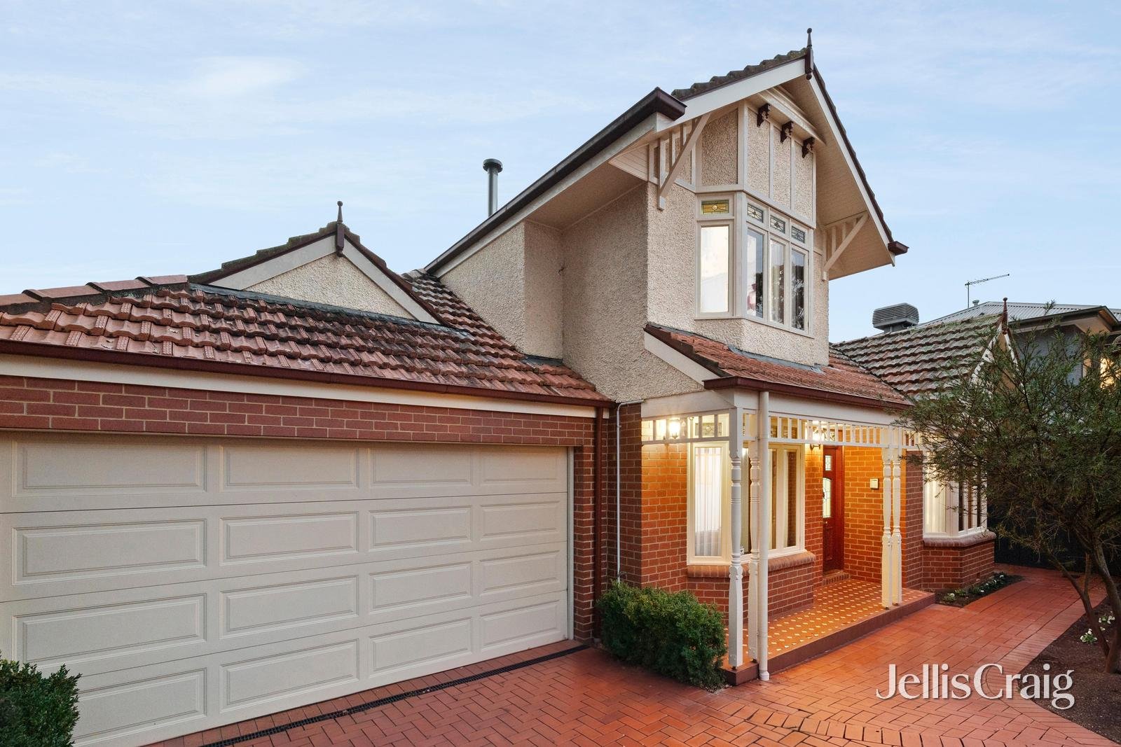 2/98 Ivanhoe Parade, Ivanhoe image 1