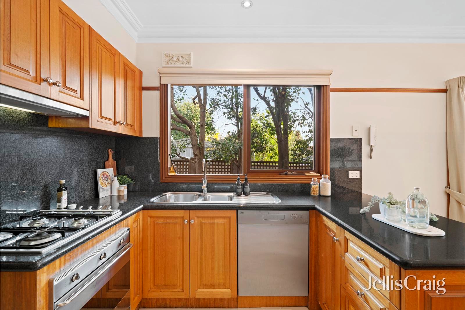 2/98 Ivanhoe Parade, Ivanhoe image 11
