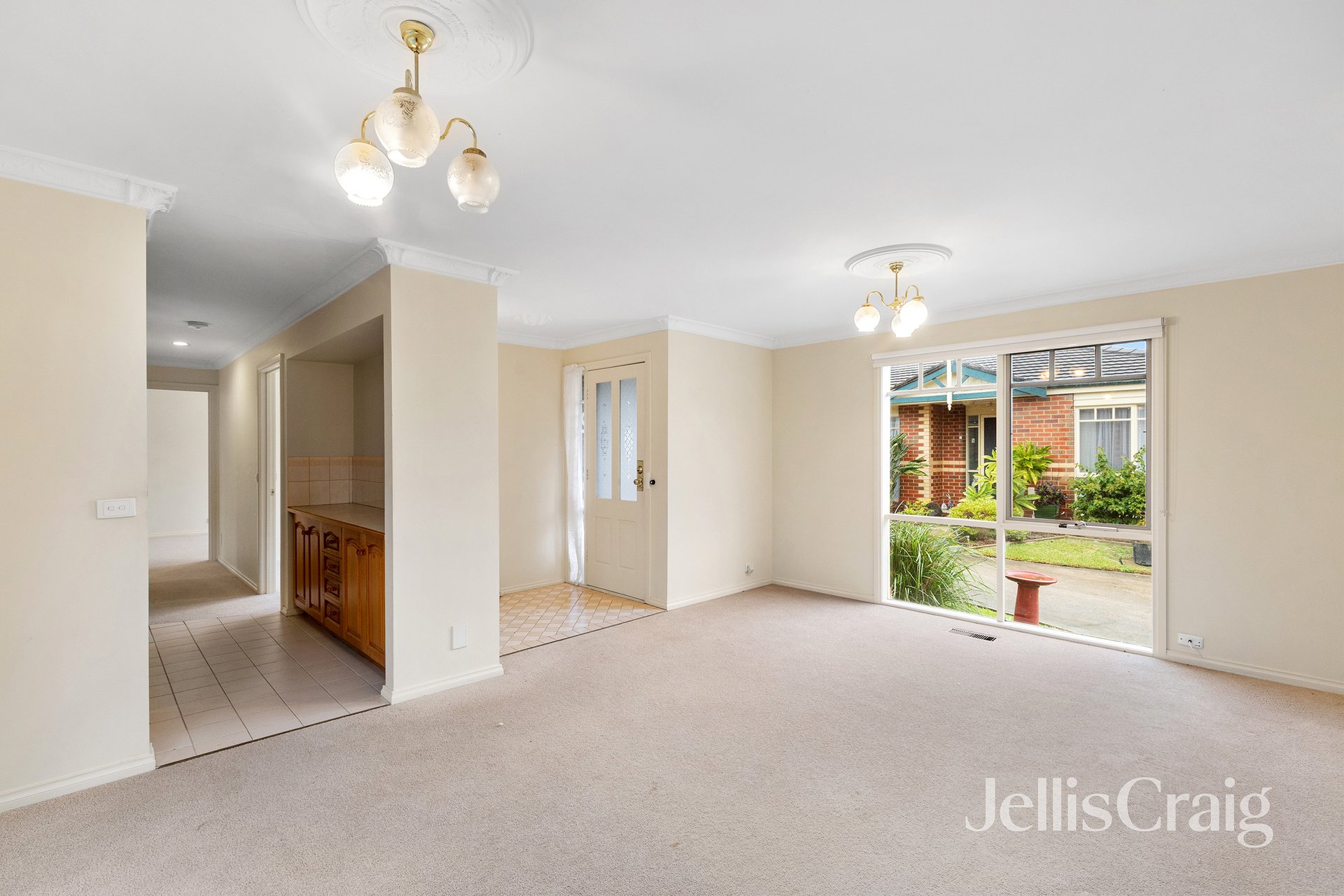 2/99-101 Bible Street, Eltham image 2