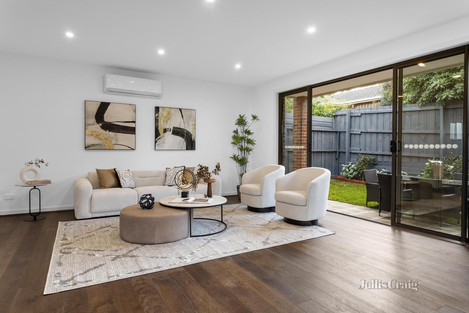 2/99 Atkinson Street, Templestowe image 2