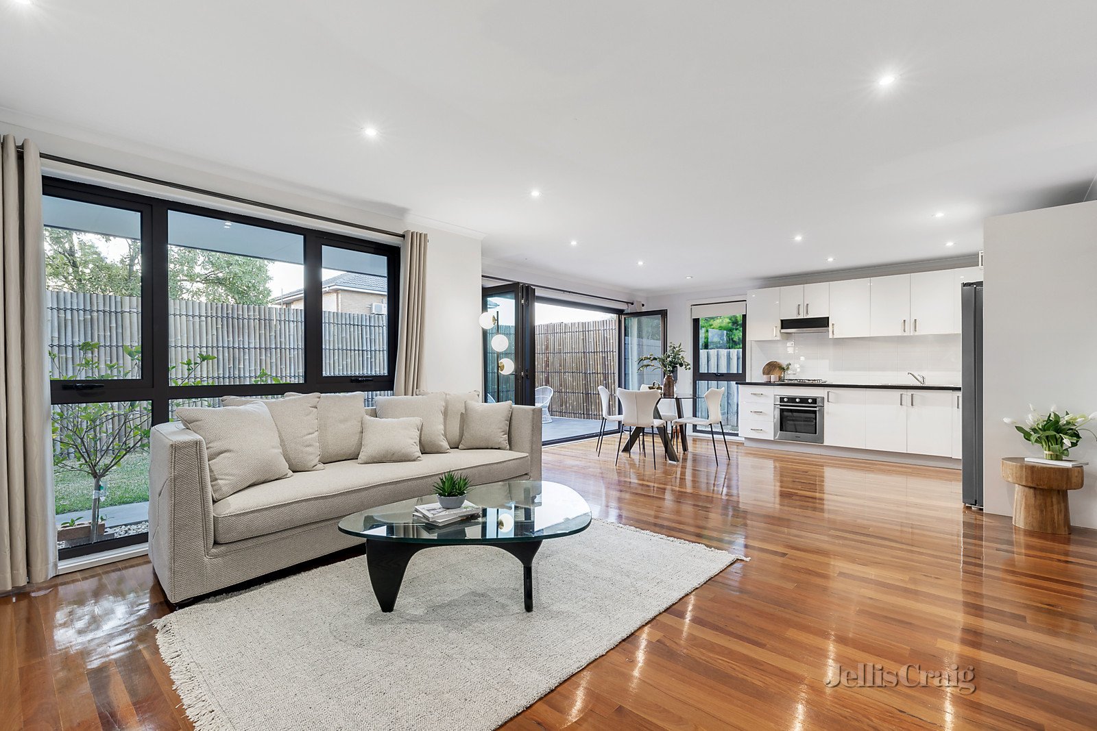 2/99 Marlborough Street, Bentleigh East image 2